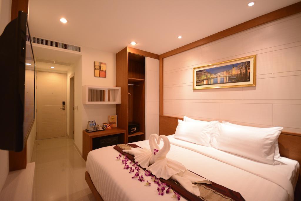 The Patong Center Hotel Kamer foto